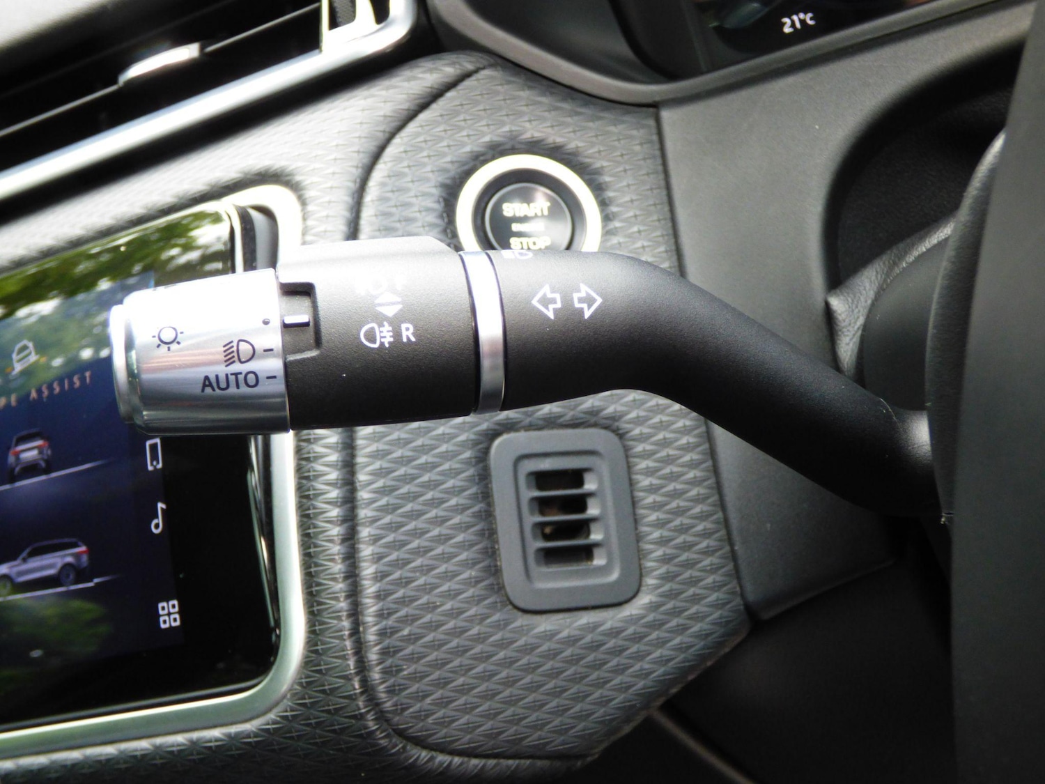 Used Land Rover Range Rover Velar 2021 for sale - 76136925: Photo 45
