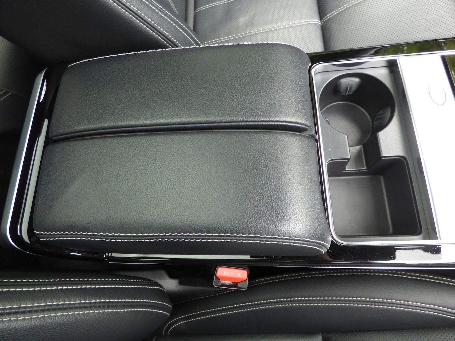 Used Land Rover Range Rover Velar 2021 for sale - 76136925: Photo 50