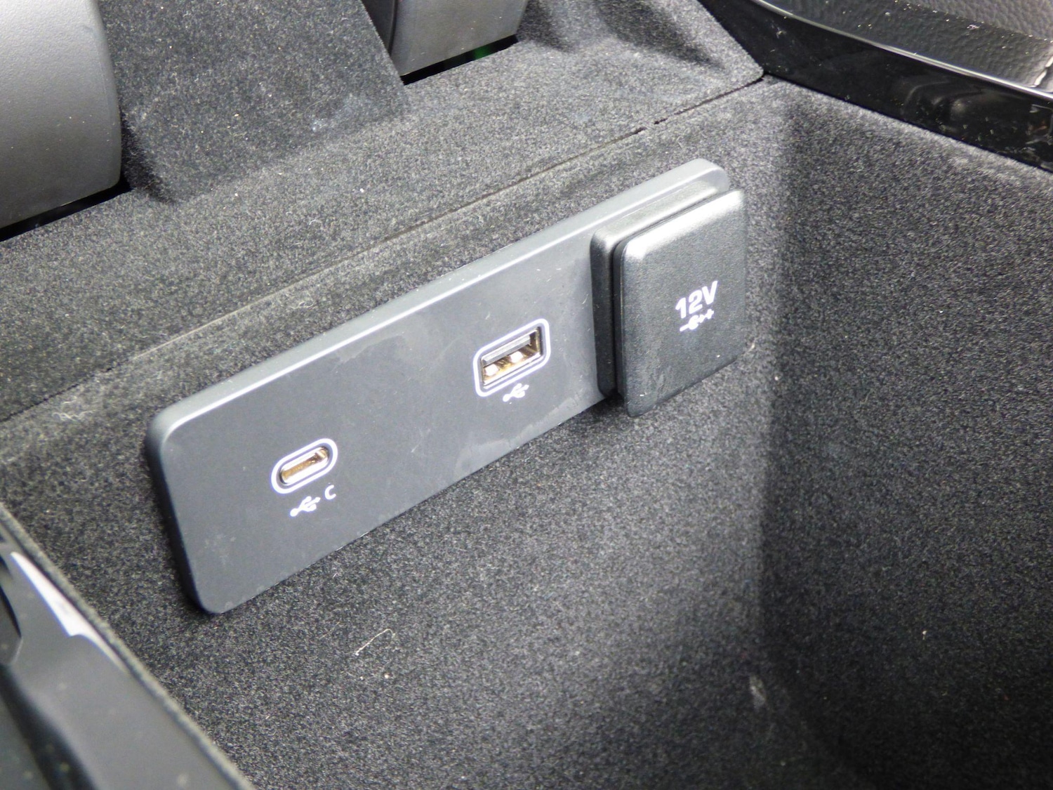 Used Land Rover Range Rover Velar 2021 for sale - 76136925: Photo 52