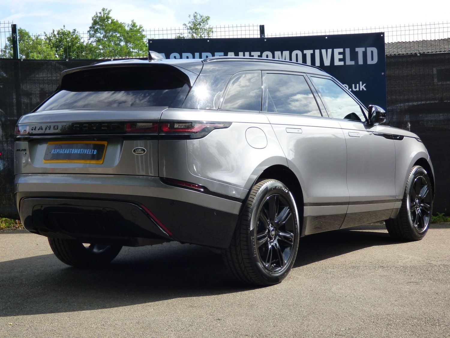 Used Land Rover Range Rover Velar 2021 for sale - 76136925: Photo 6