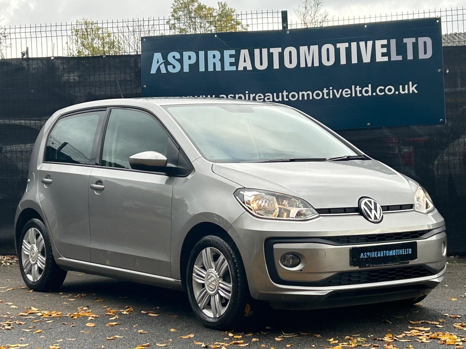 Used Volkswagen up! for sale - 76473719: Photo 1