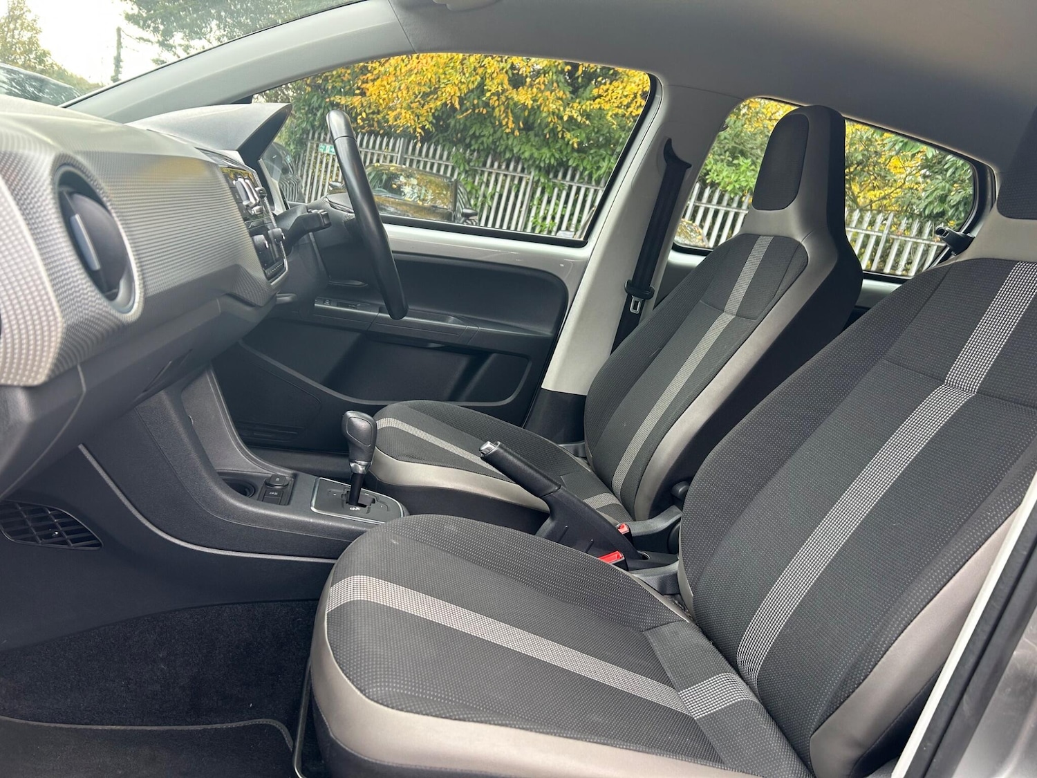 Used Volkswagen up! for sale - 76473719: Photo 12