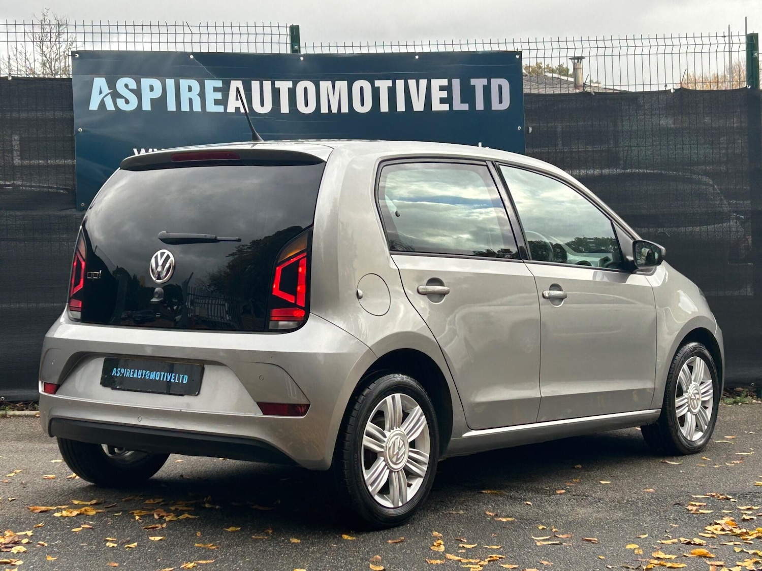 Used Volkswagen up! for sale - 76473719: Photo 5