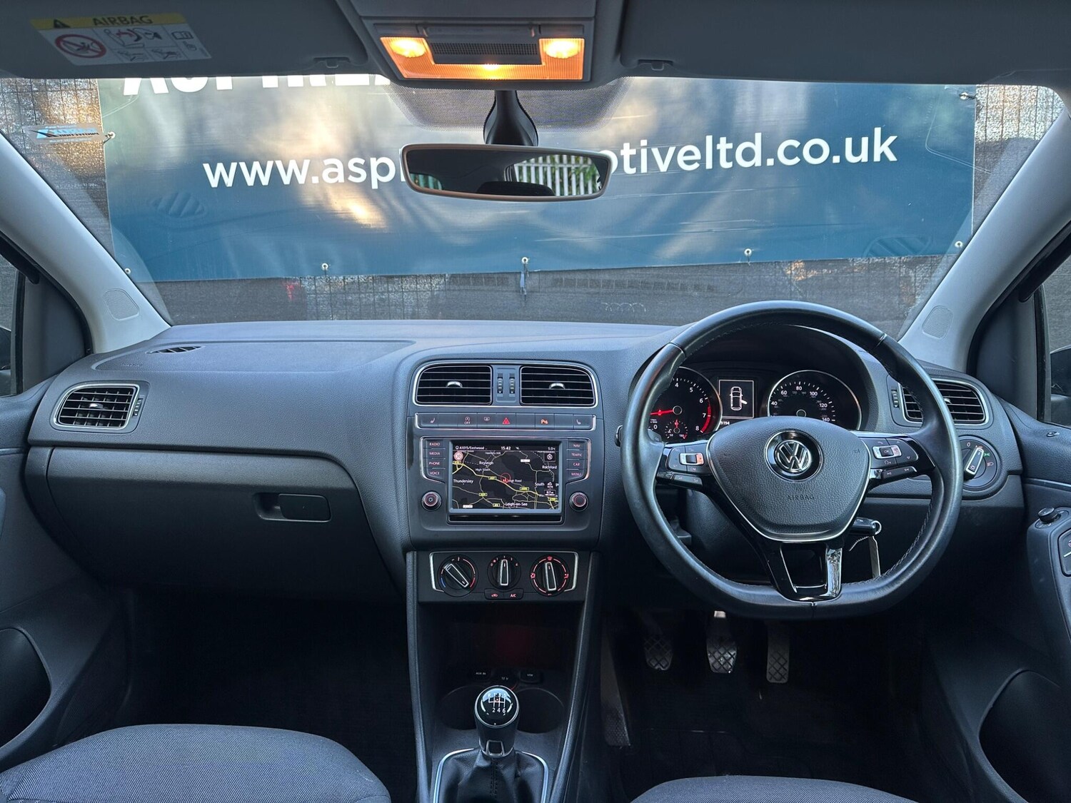 Used Volkswagen Polo 2015 for sale - 76513292: Photo 12