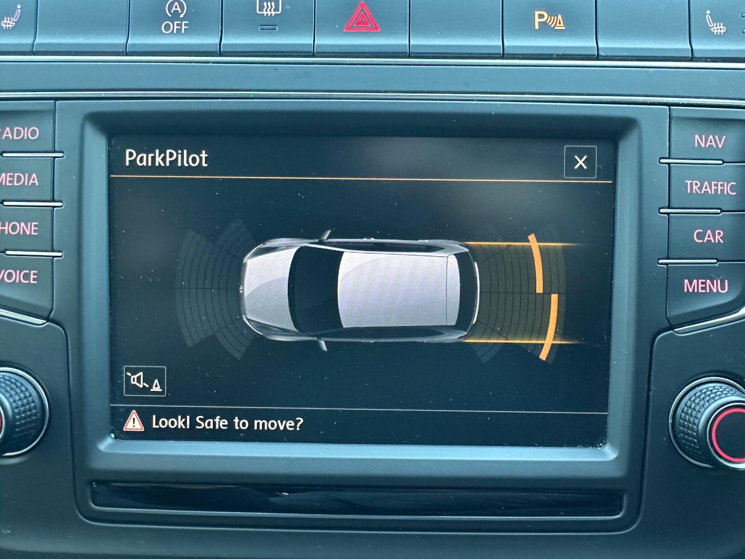 Used Volkswagen Polo 2015 for sale - 76513292: Photo 35