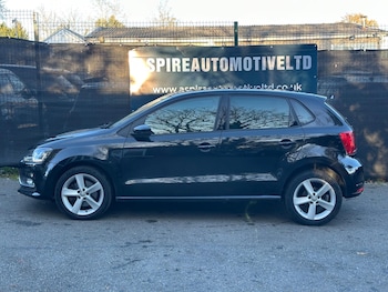 Used Volkswagen Polo 2015 for sale - 76513292: Photo