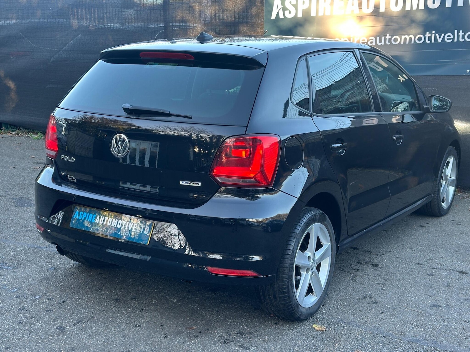 Used Volkswagen Polo 2015 for sale - 76513292: Photo 7