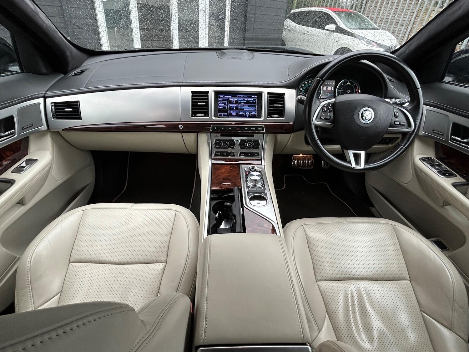 Used Jaguar XF 2012 for sale - 77783681: Photo 12