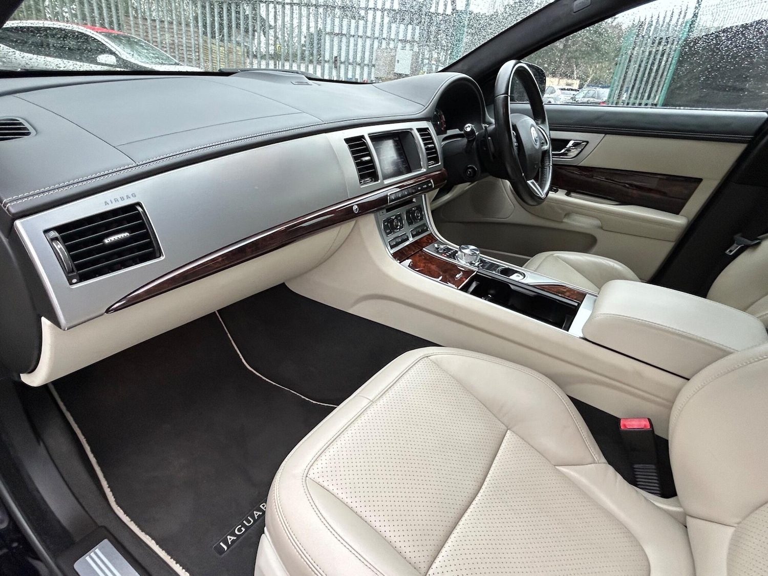 Used Jaguar XF 2012 for sale - 77783681: Photo 13
