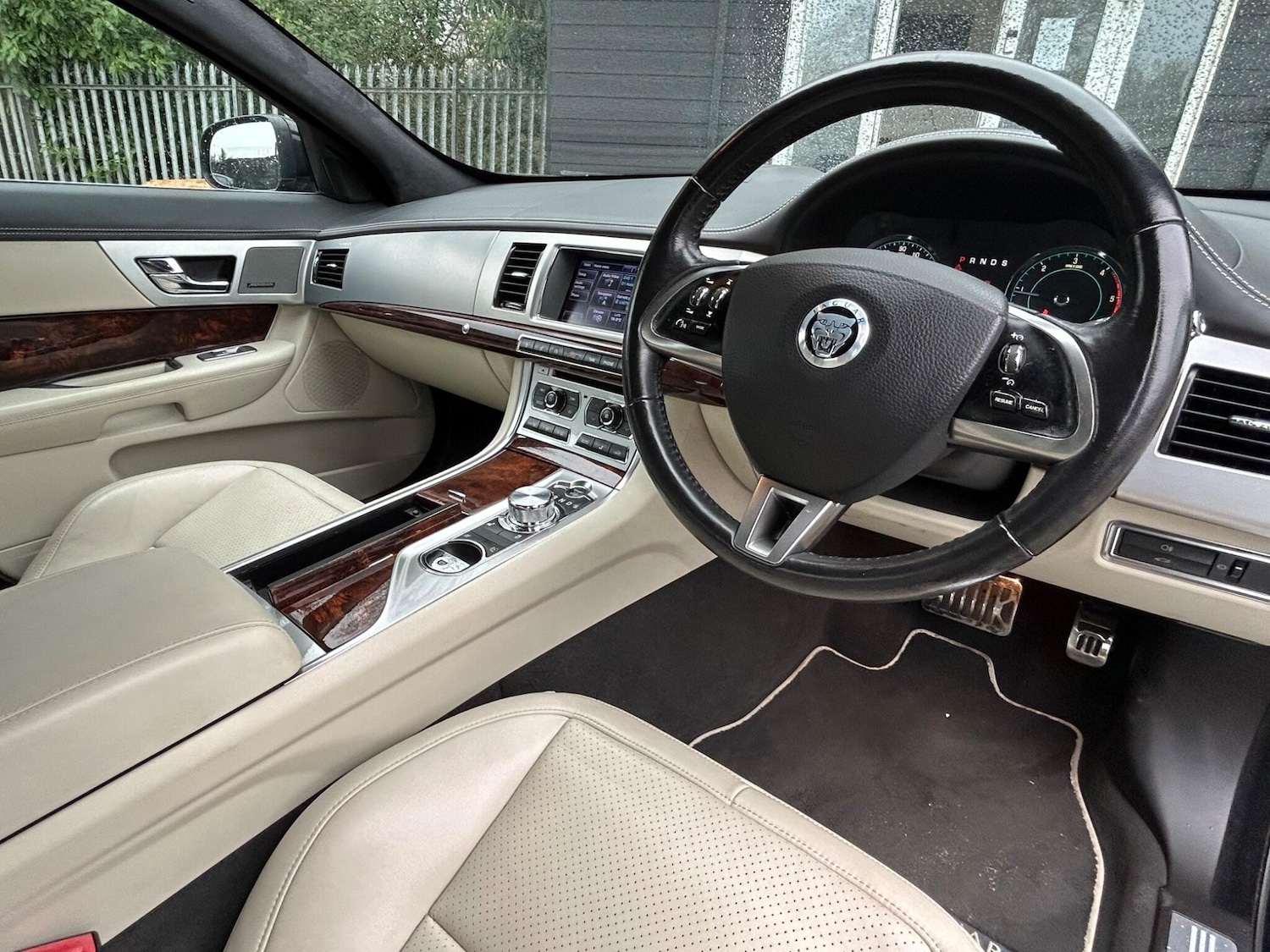 Used Jaguar XF 2012 for sale - 77783681: Photo 14