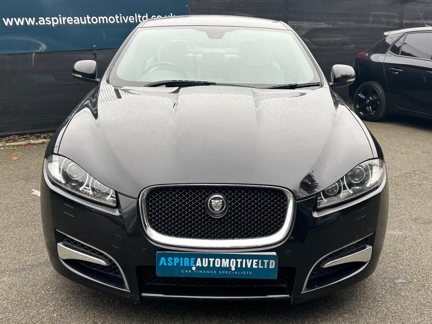 Used Jaguar XF 2012 for sale - 77783681: Photo 2