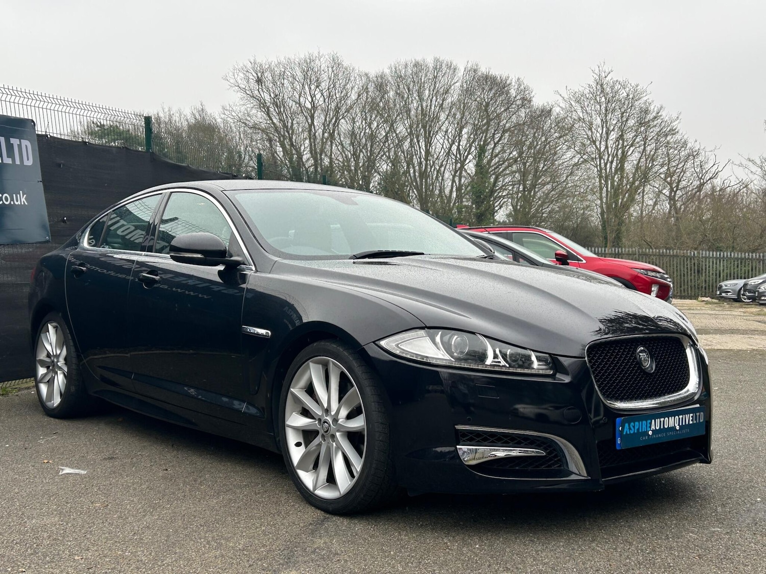 Used Jaguar XF 2012 for sale - 77783681: Photo 3