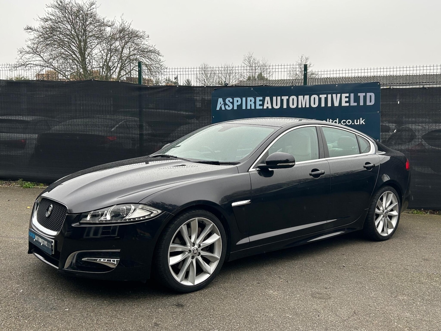Used Jaguar XF 2012 for sale - 77783681: Photo 7