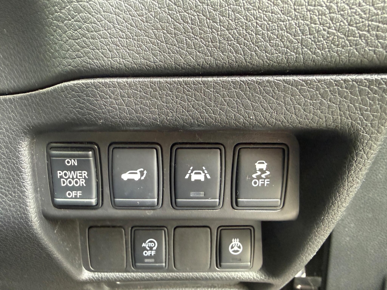 Used Nissan X-Trail 2018 for sale - 77993286: Photo 28