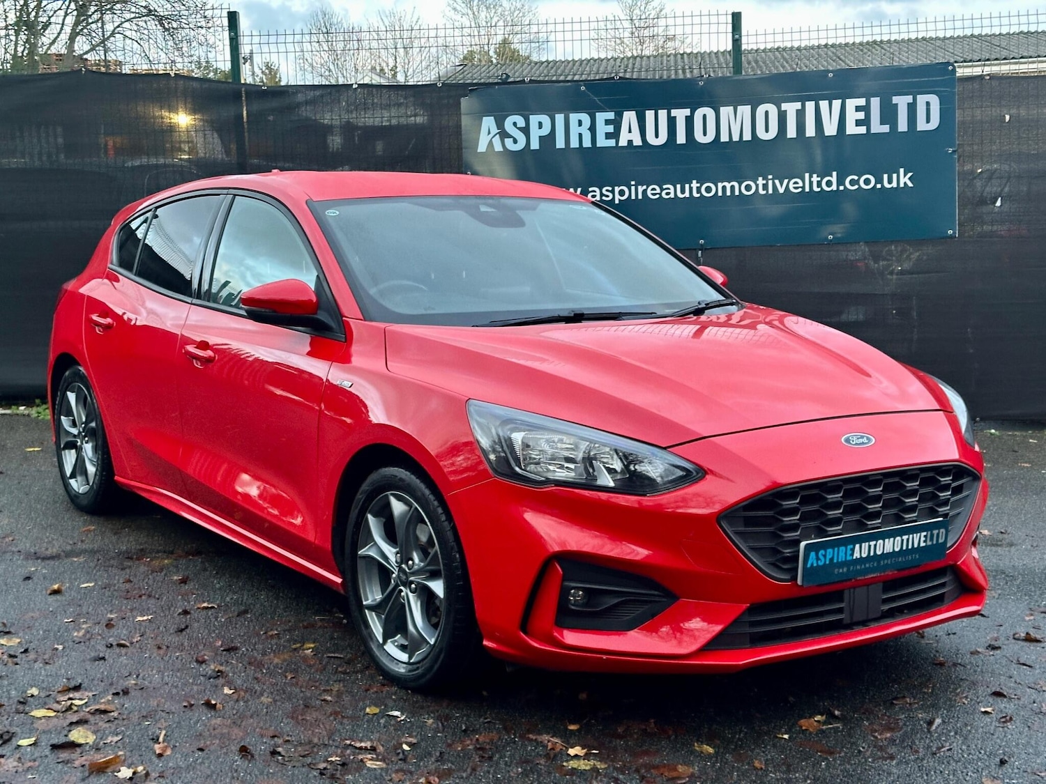 Used Ford Focus 2020 for sale - 76887096: Photo 1