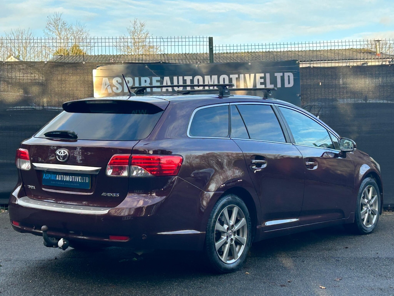 Used Toyota Avensis 2012 for sale - 77120286: Photo 11