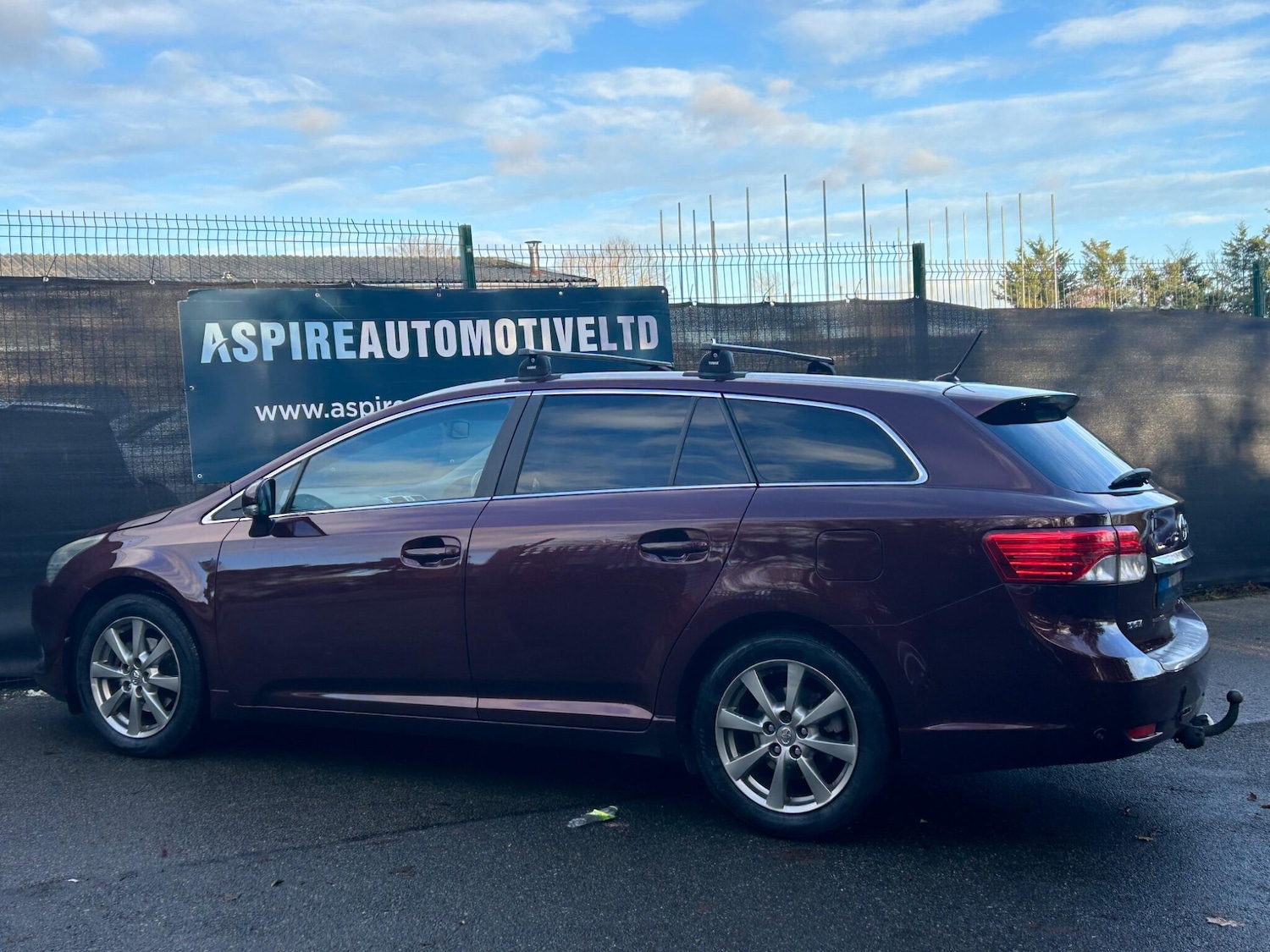 Used Toyota Avensis 2012 for sale - 77120286: Photo 7