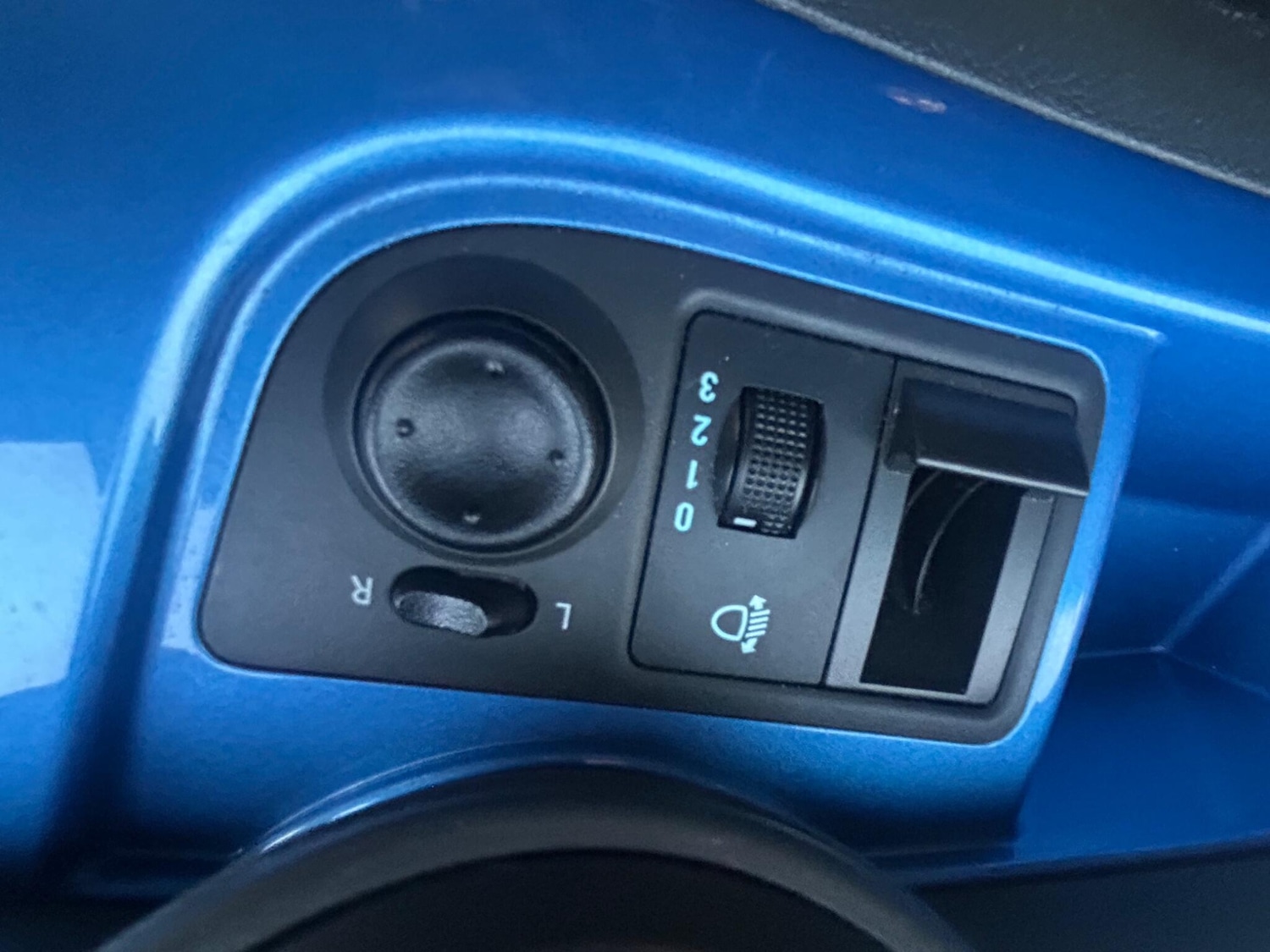 Used Chevrolet Spark 2013 for sale - 76952922: Photo 18