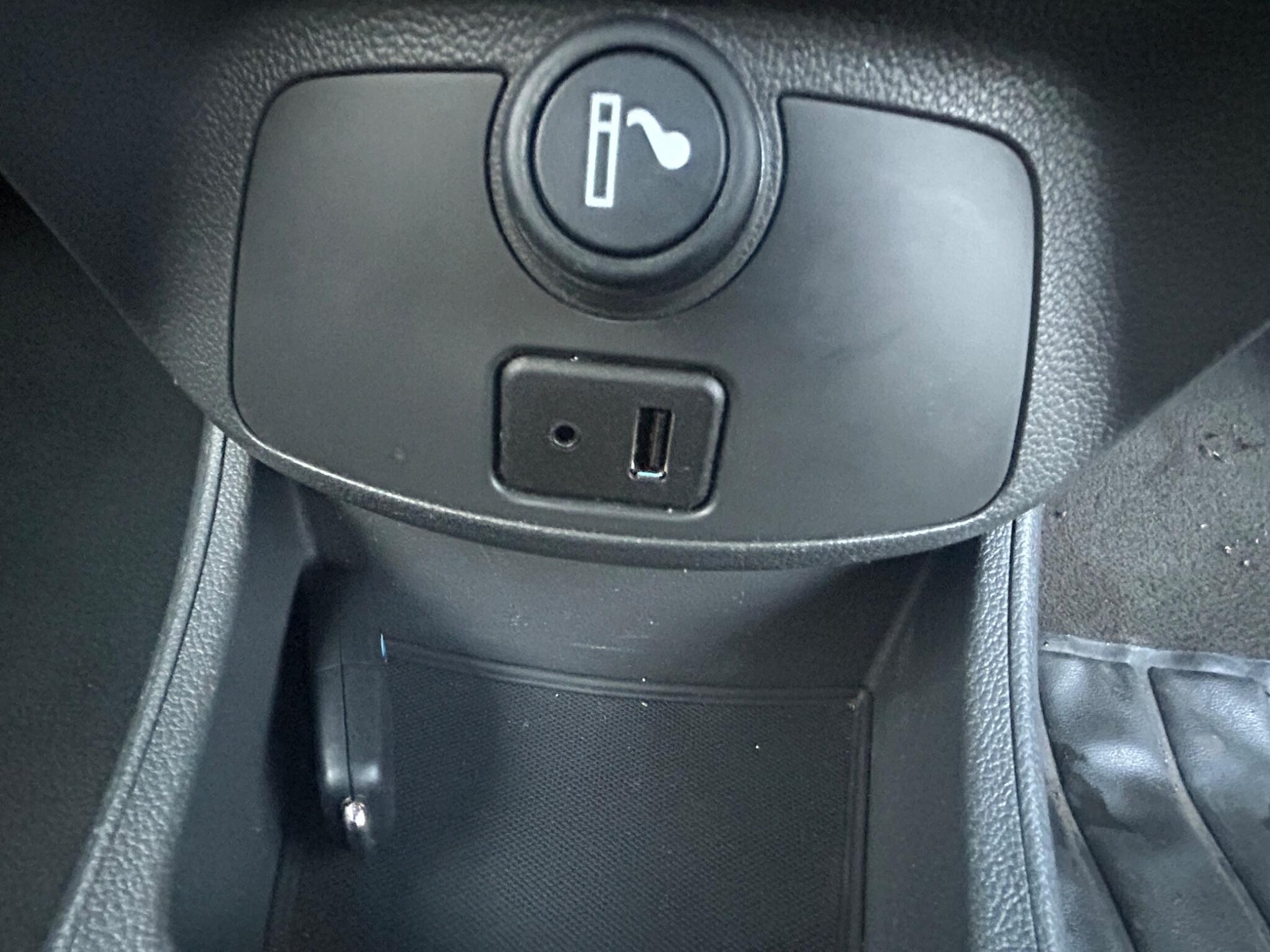 Used Chevrolet Spark 2013 for sale - 76952922: Photo 20