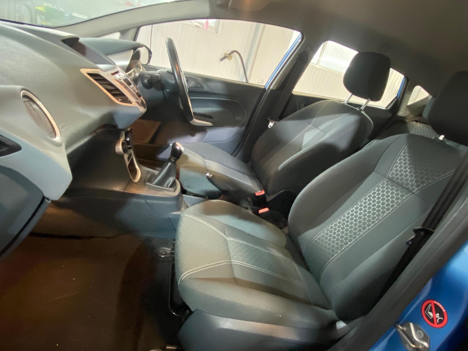 Used Ford Fiesta 2010 for sale - 76619903: Photo 10