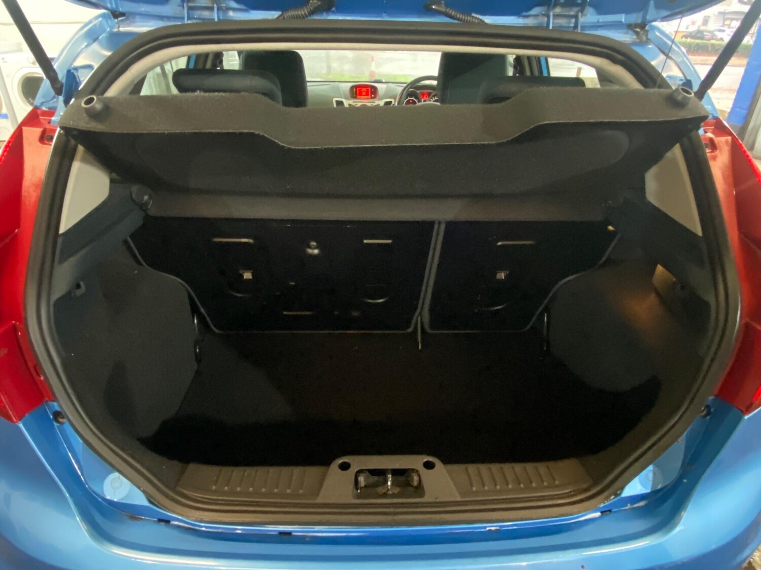 Used Ford Fiesta 2010 for sale - 76619903: Photo 18