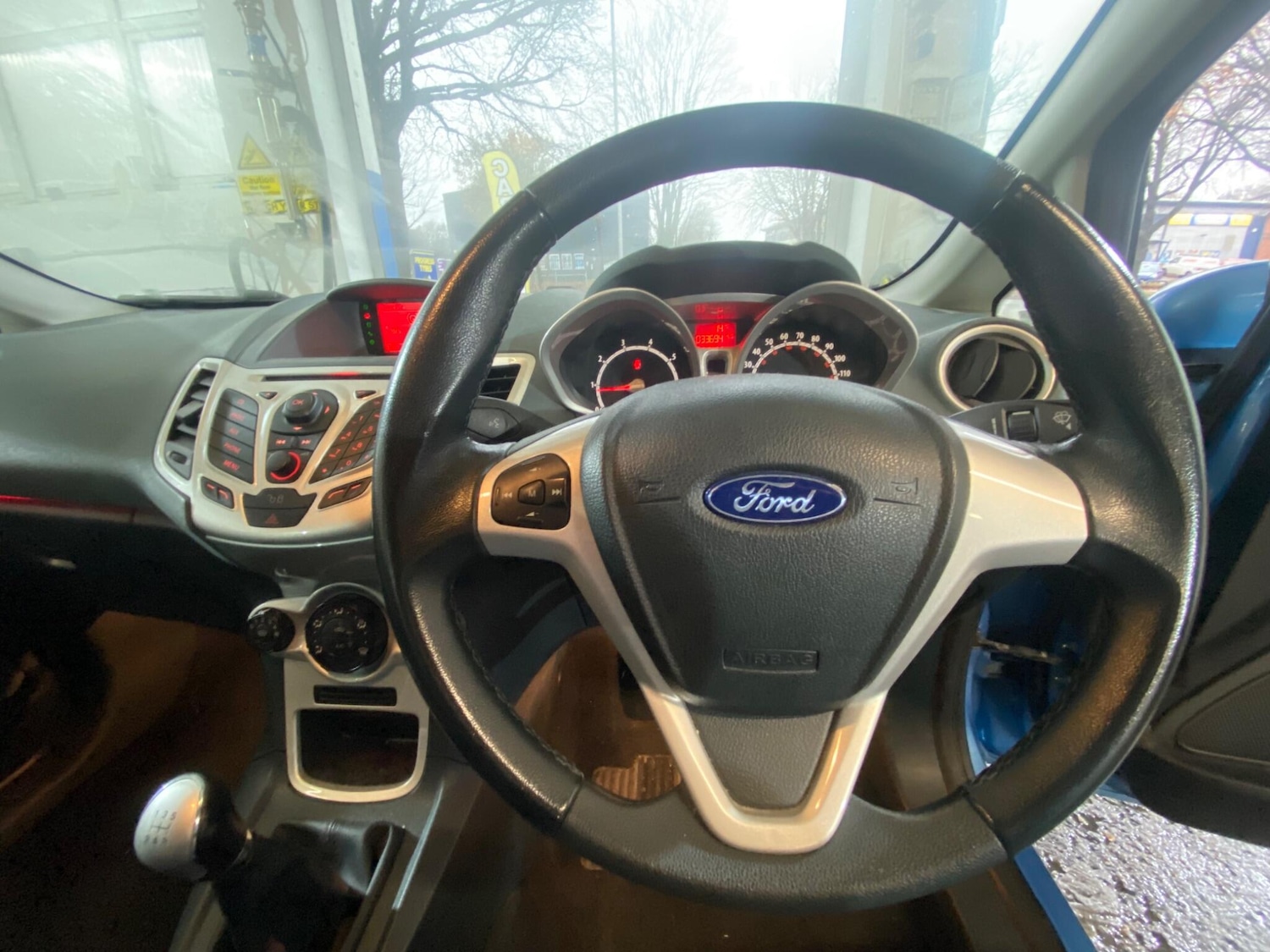 Used Ford Fiesta 2010 for sale - 76619903: Photo 21