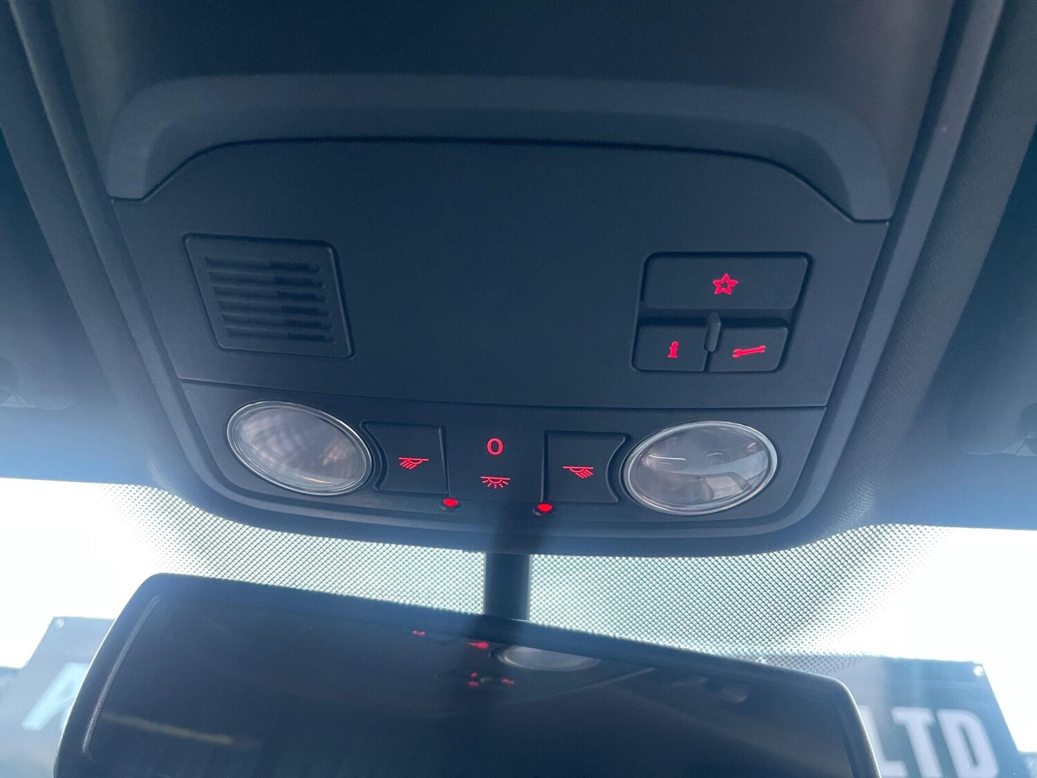 Used Volkswagen Golf 2012 for sale - 76398773: Photo 55