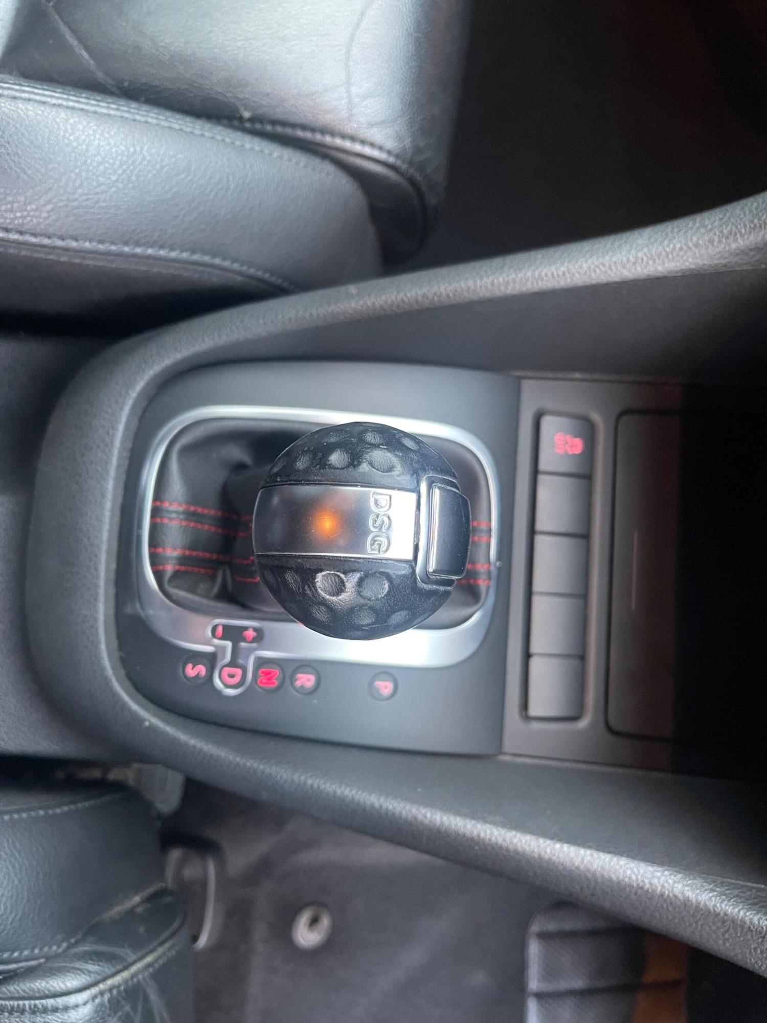 Used Volkswagen Golf 2012 for sale - 76398773: Photo 56