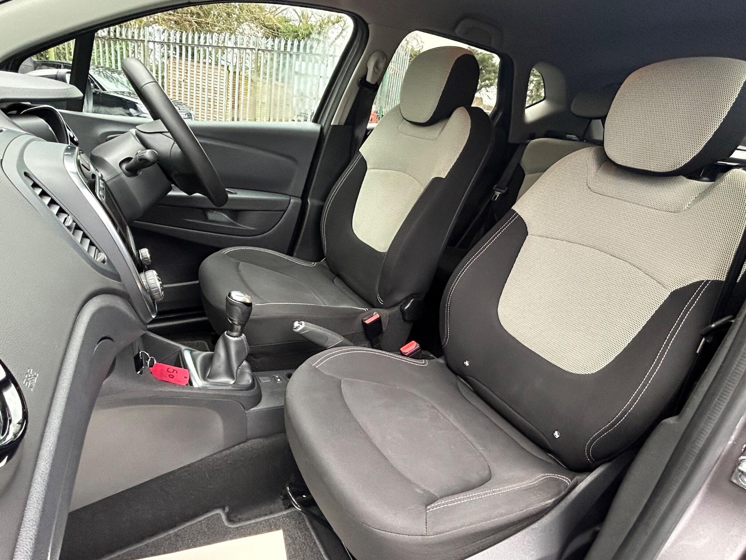 Used Renault Captur 2019 for sale - 77143402: Photo 13