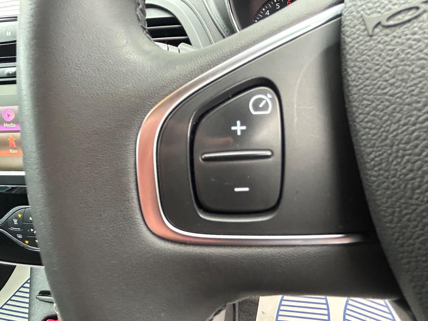 Used Renault Captur 2019 for sale - 77143402: Photo 26