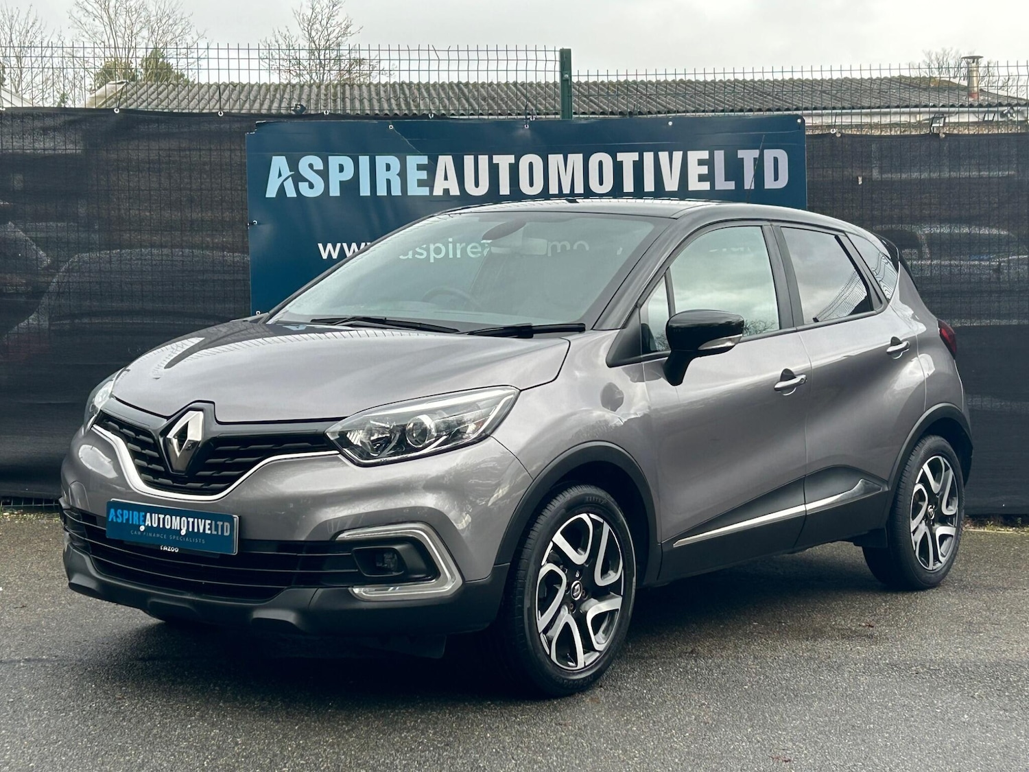 Used Renault Captur 2019 for sale - 77143402: Photo 3