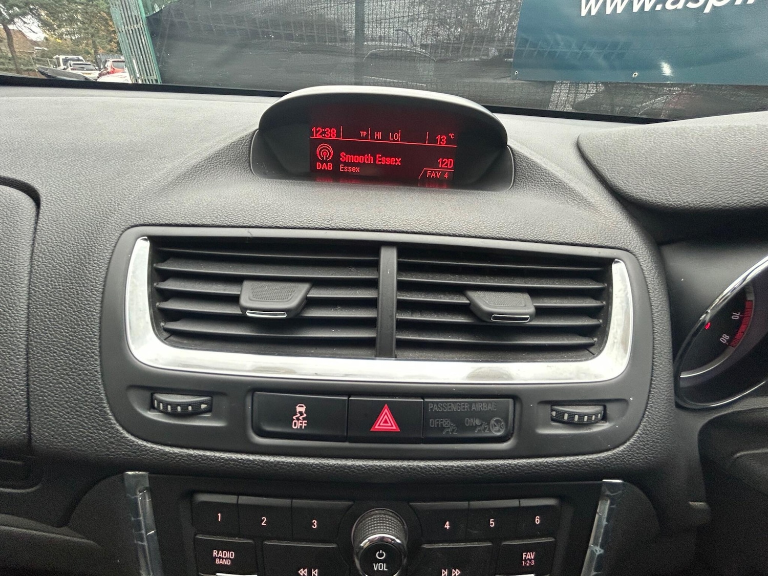 Used Vauxhall Mokka 2014 for sale - 77538008: Photo 28