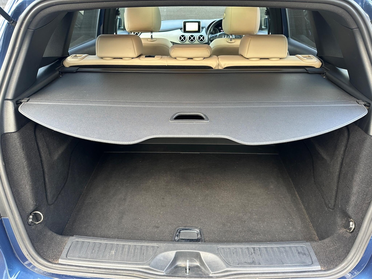 Used Mercedes-Benz B Class 2012 for sale - 76608347: Photo 41