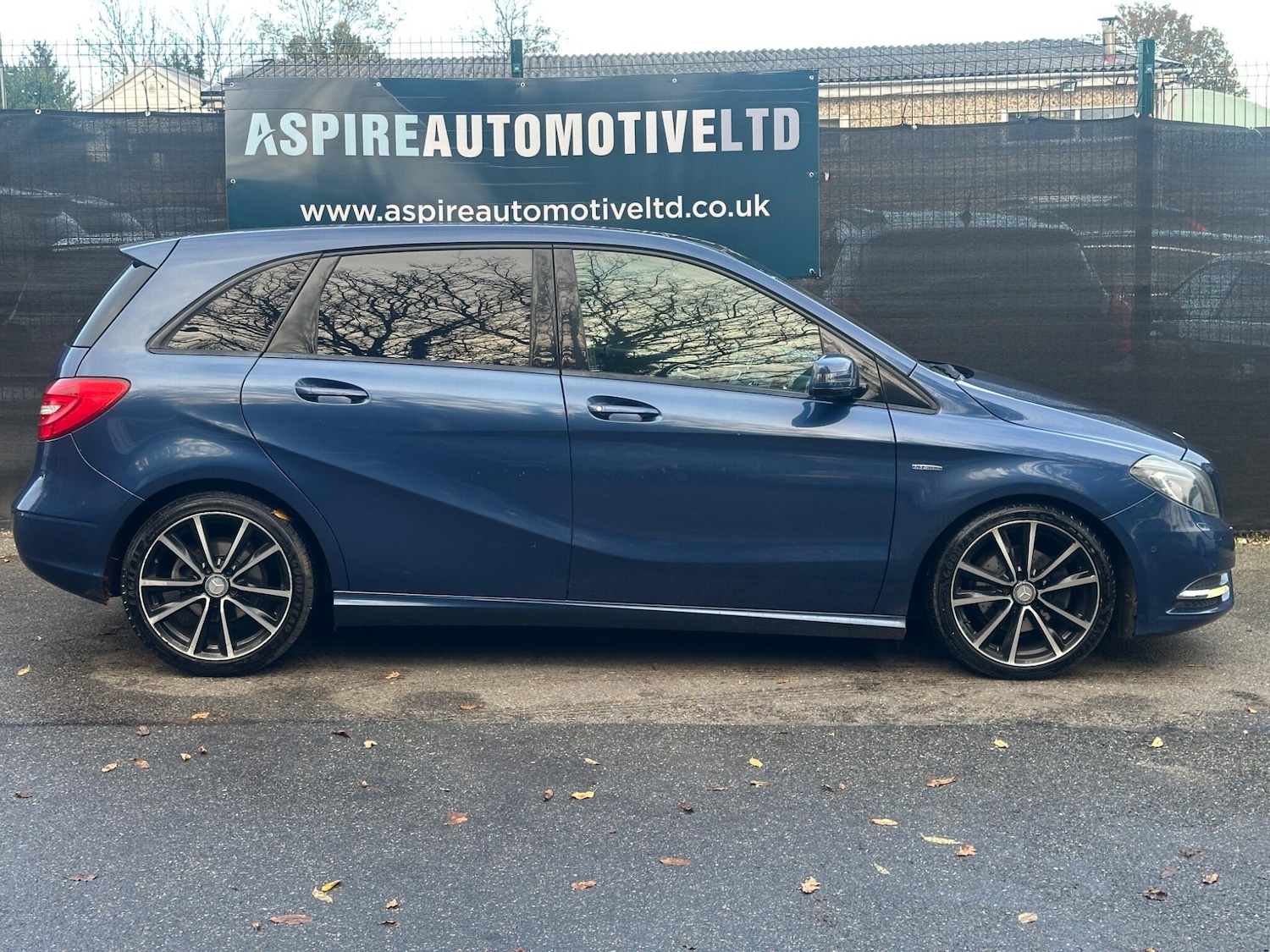 Used Mercedes-Benz B Class 2012 for sale - 76608347: Photo 7