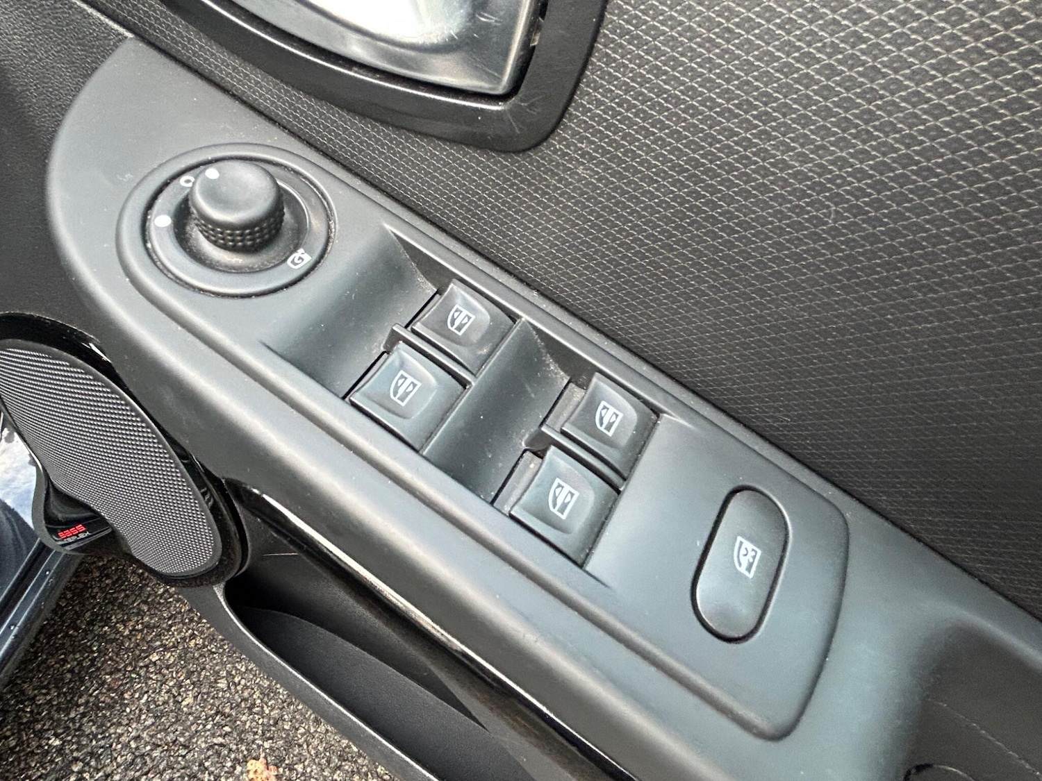 Used Renault Clio 2016 for sale - 76952746: Photo 23