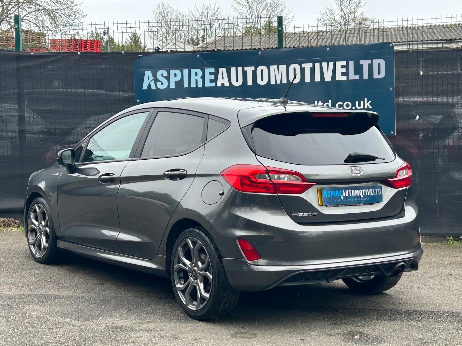 Used Ford Fiesta 2018 for sale - 77612918: Photo 4