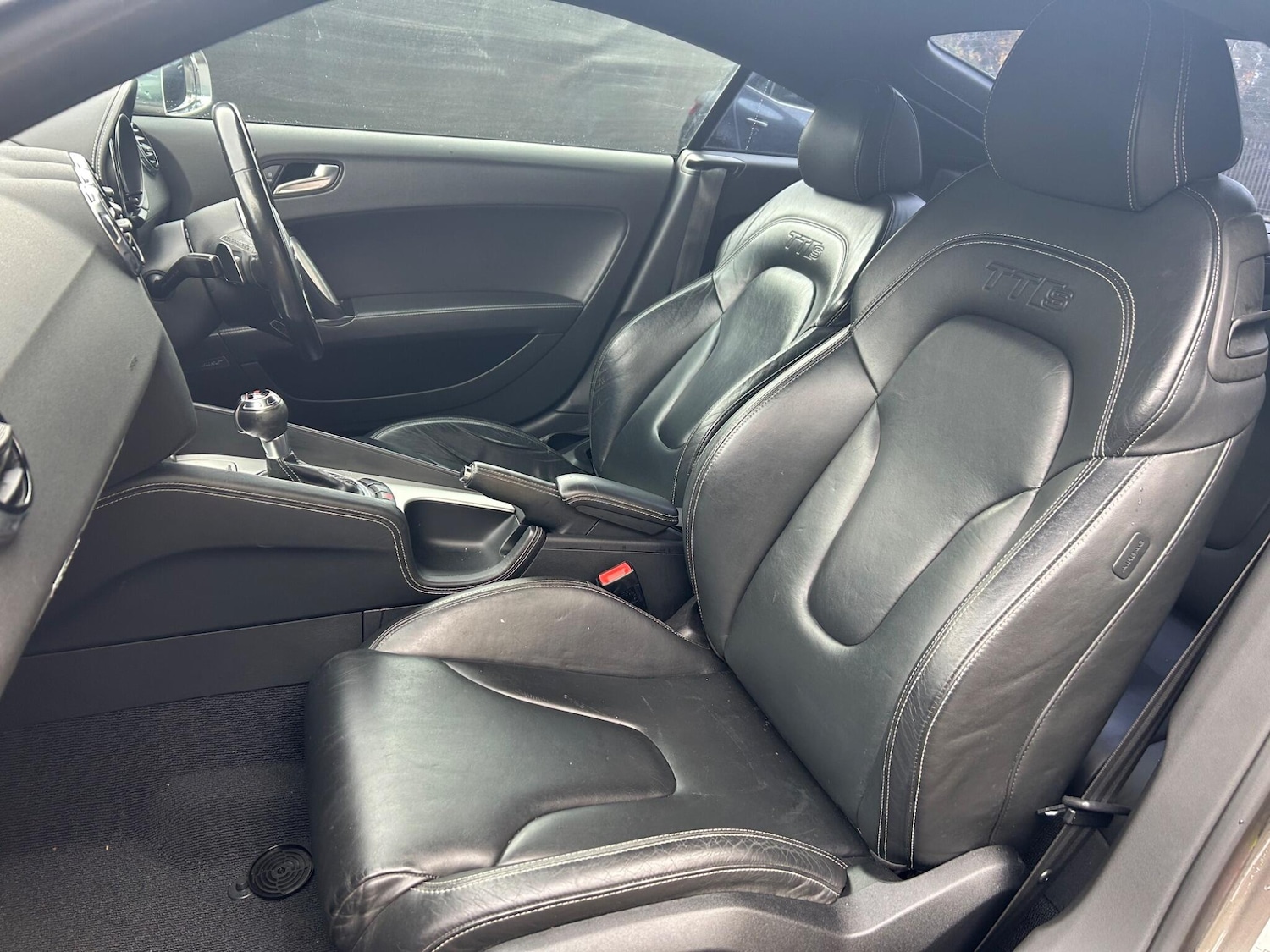 Used Audi TT 2011 for sale - 76953420: Photo 14