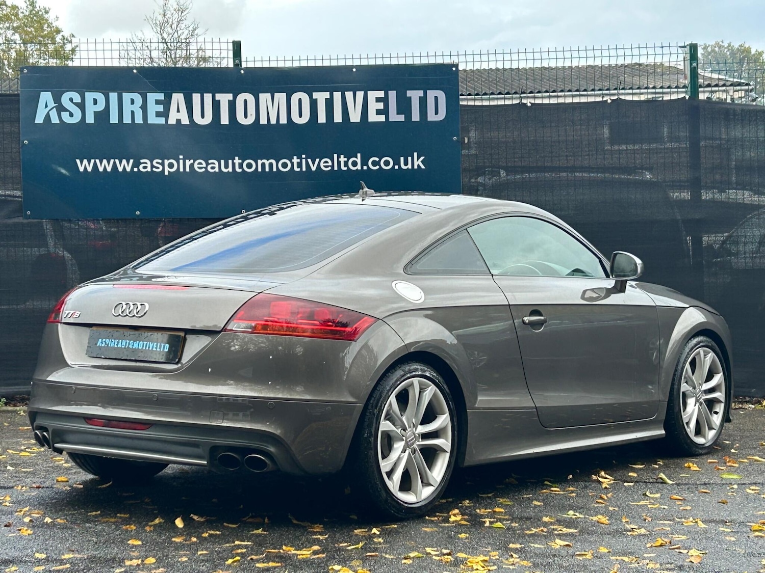Used Audi TT 2011 for sale - 76953420: Photo 6