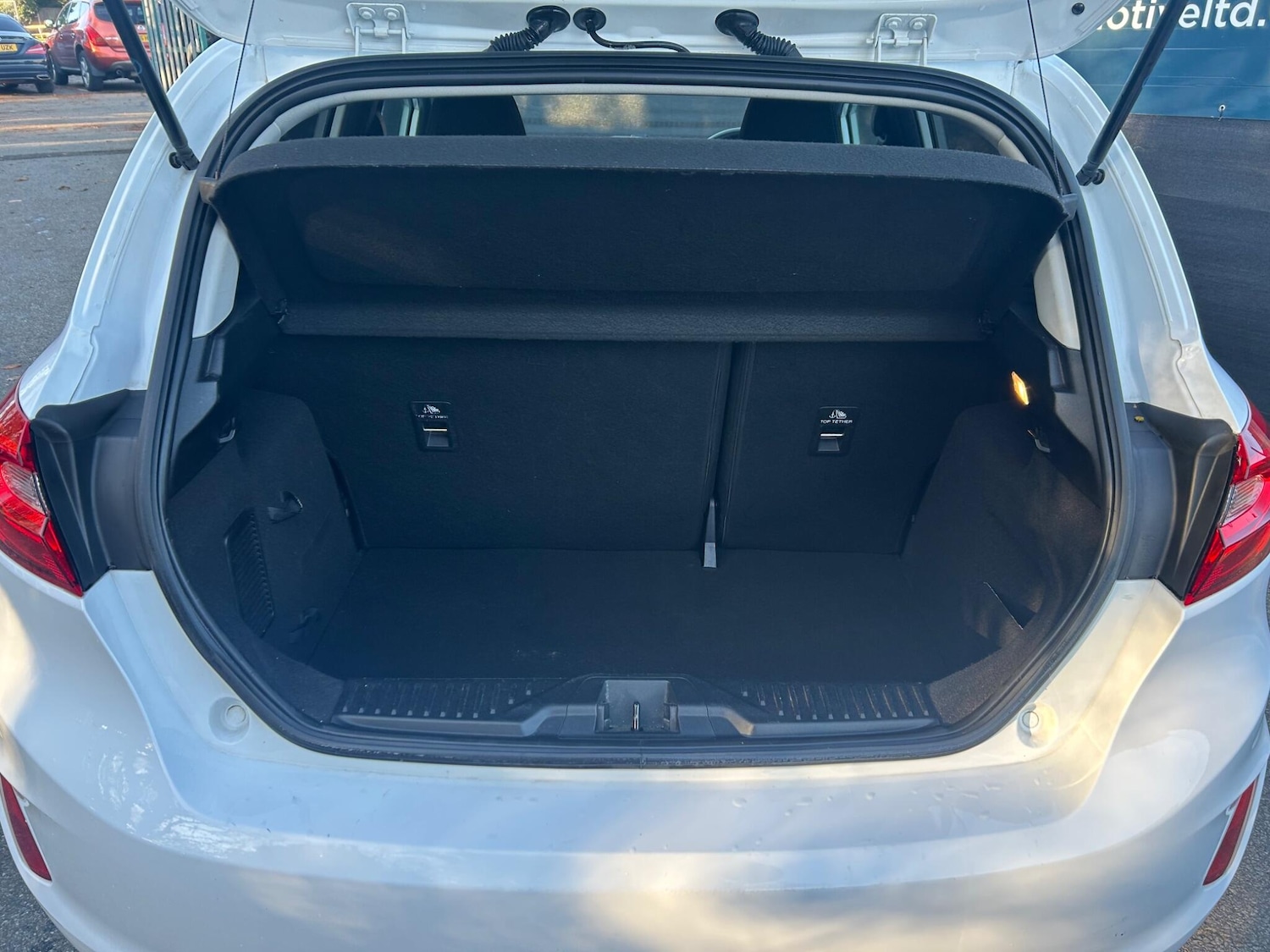 Used Ford Fiesta 2018 for sale - 76952300: Photo 35