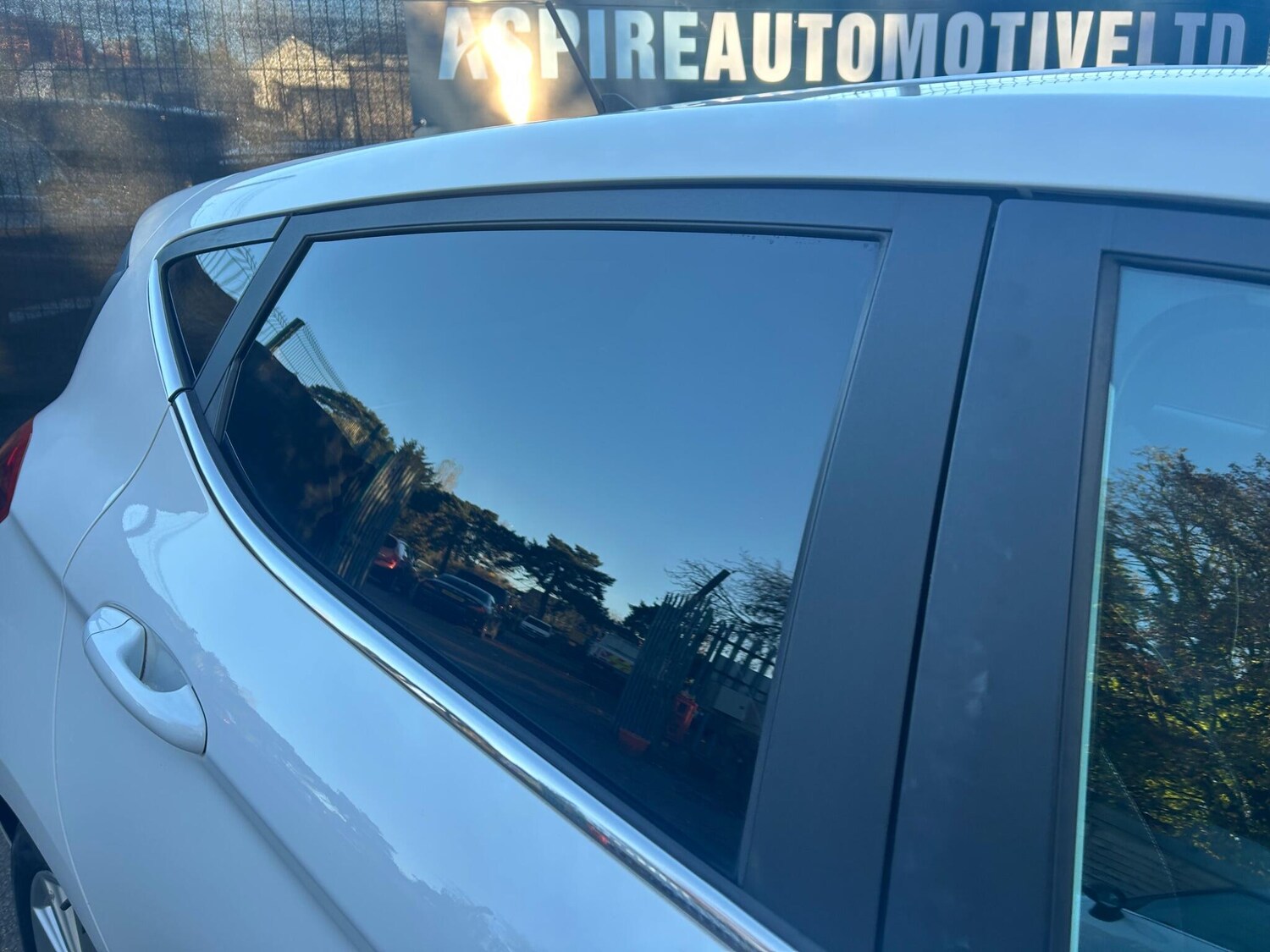 Used Ford Fiesta 2018 for sale - 76952300: Photo 38