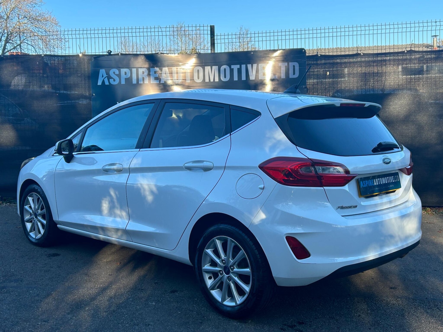 Used Ford Fiesta 2018 for sale - 76952300: Photo 9