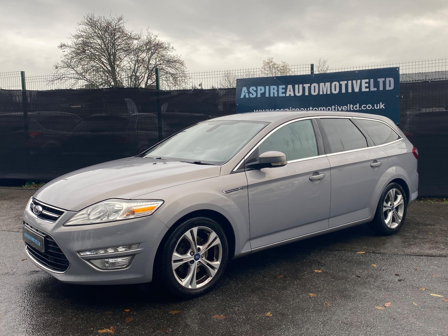 Used Ford Mondeo 2013 for sale - 76620411: Photo 2