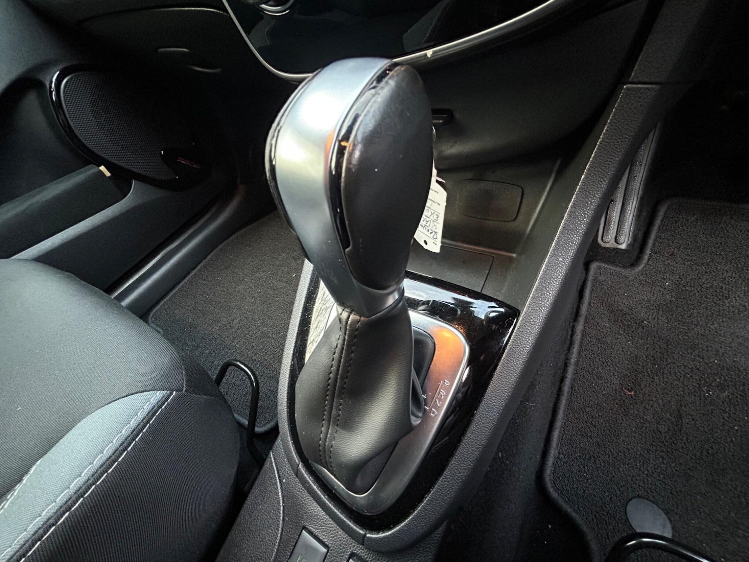 Used Renault Clio 2016 for sale - 76850372: Photo 20