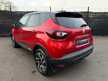Used Renault Captur 2019 for sale - 77853772: Photo