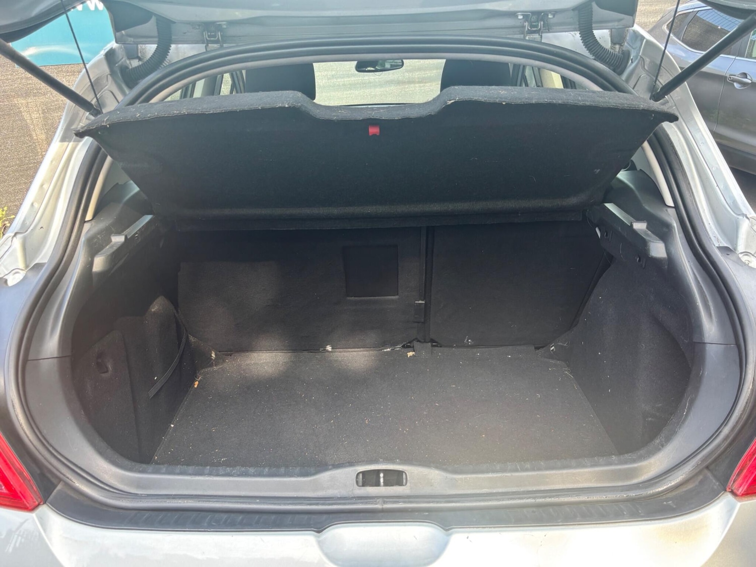 Vehicle 29