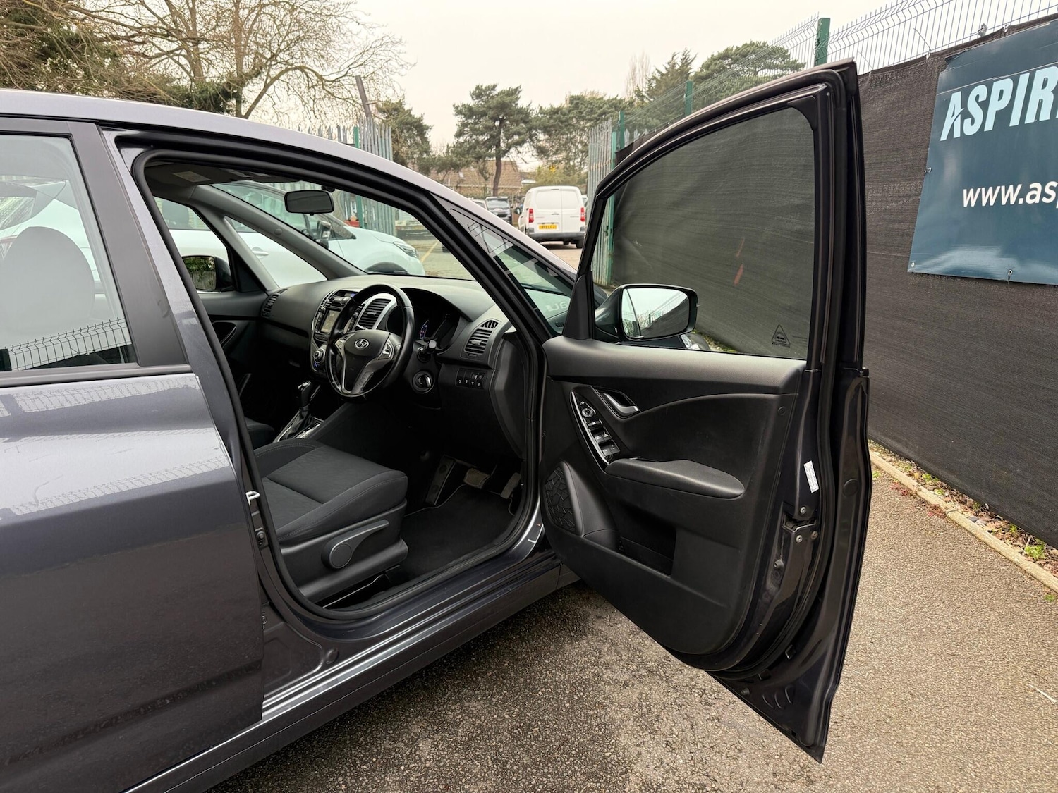 Used Hyundai Ix20 2017 for sale - 77993475: Photo 23