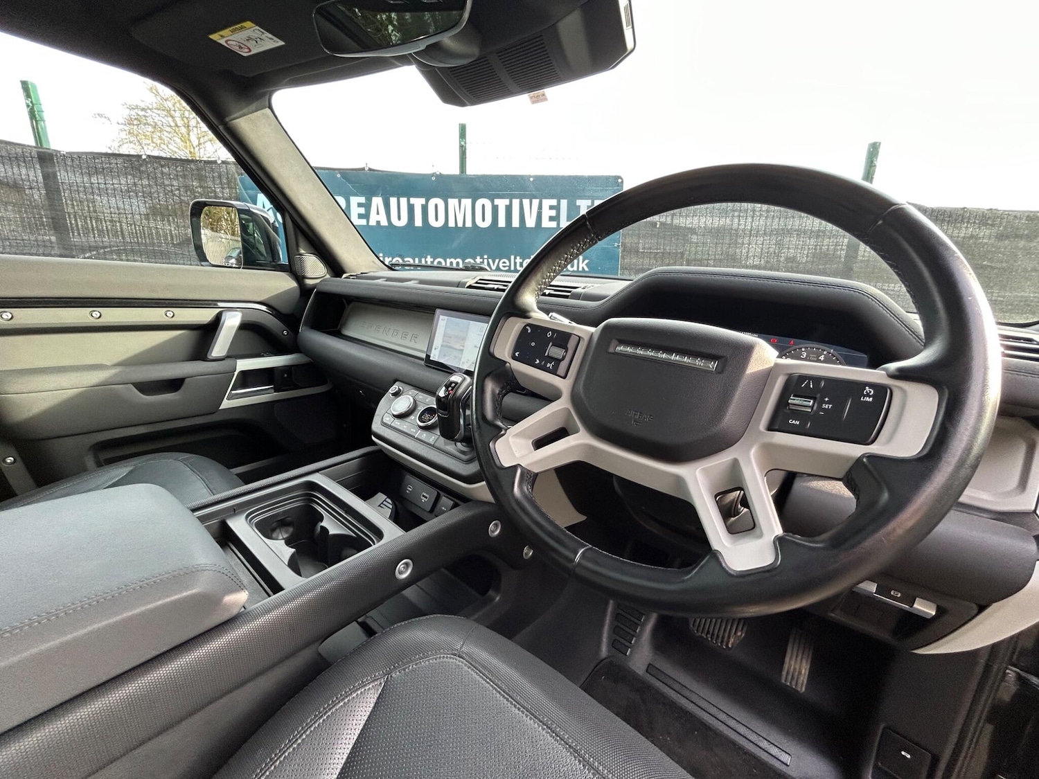 Used Land Rover Defender 90 2021 for sale - 77537360: Photo 19