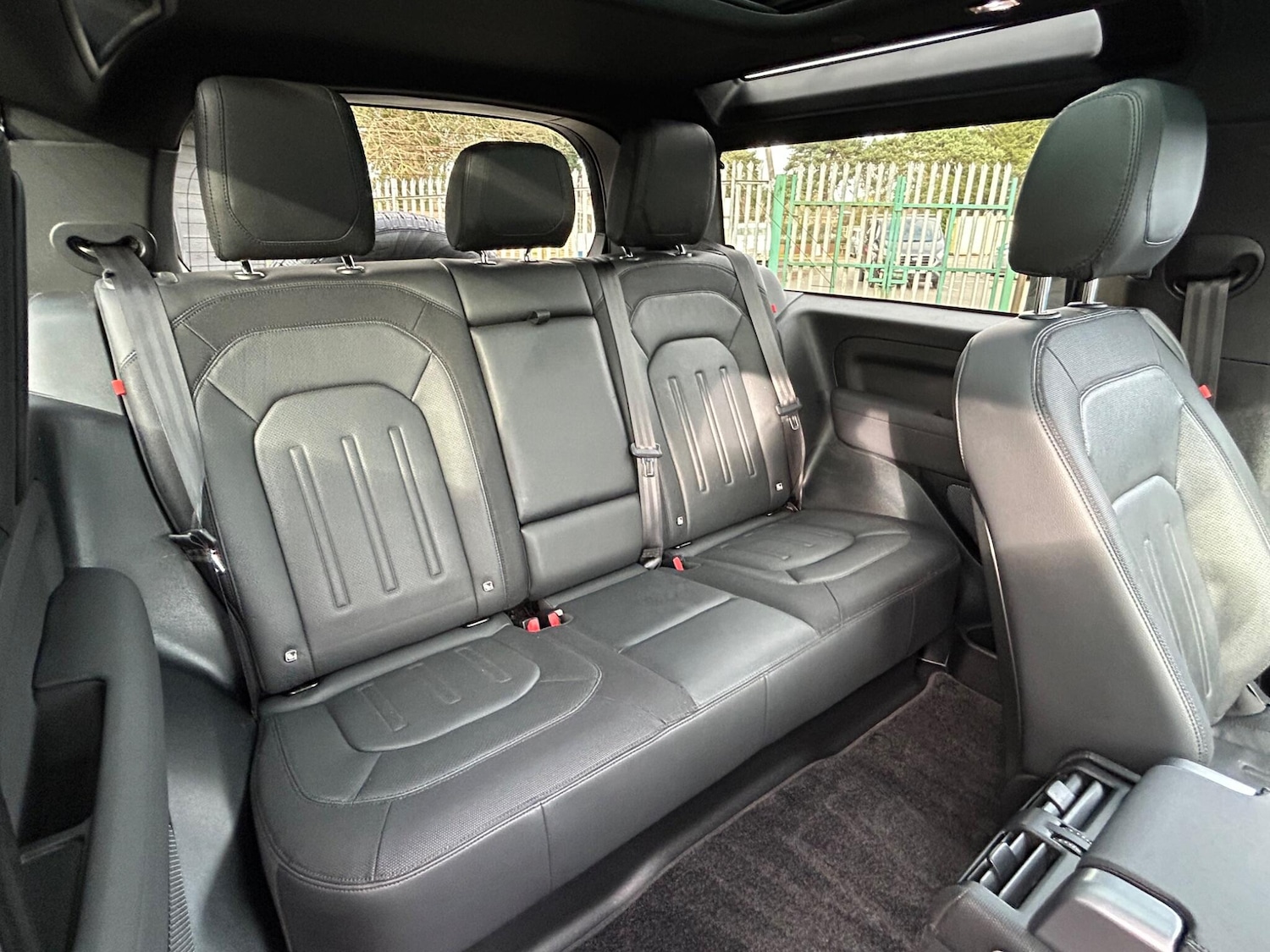 Used Land Rover Defender 90 2021 for sale - 77537360: Photo 20