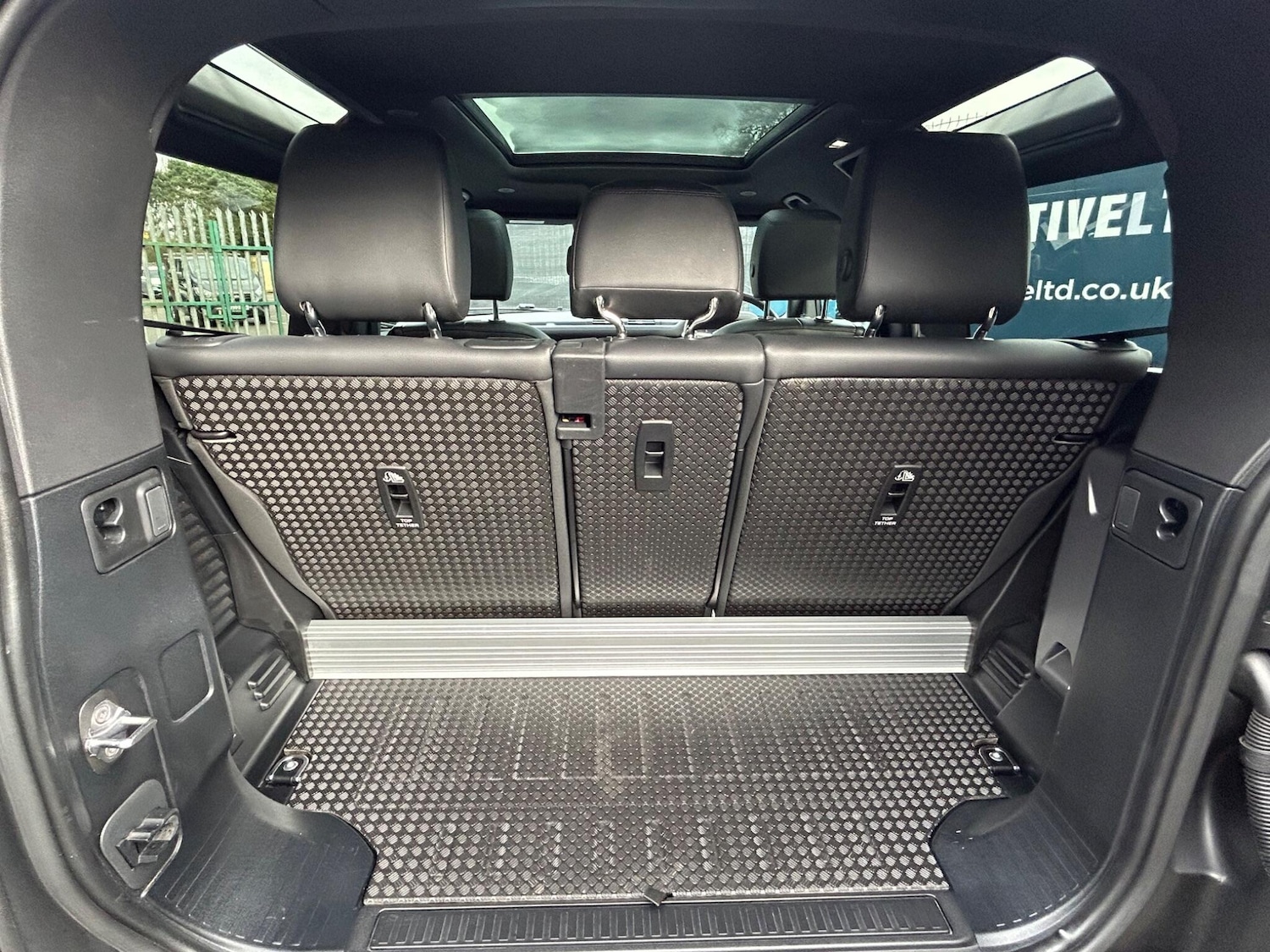 Used Land Rover Defender 90 2021 for sale - 77537360: Photo 24