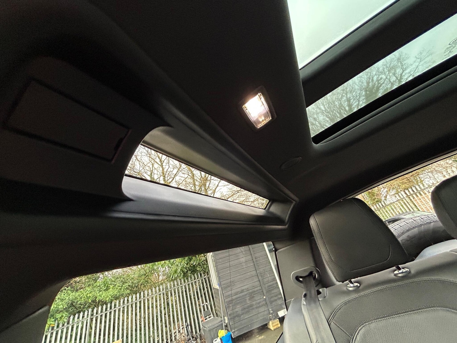 Used Land Rover Defender 90 2021 for sale - 77537360: Photo 69